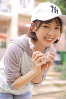 唱歌的大姐姐也想做未增删樱花